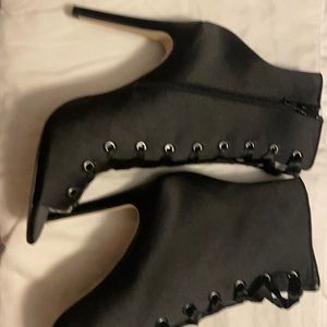 Aldo open toe booties 8 1/2